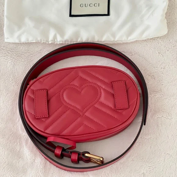 GUCCI Calfskin Matelasse GG Marmont Belt Bag - Picture 6 of 11